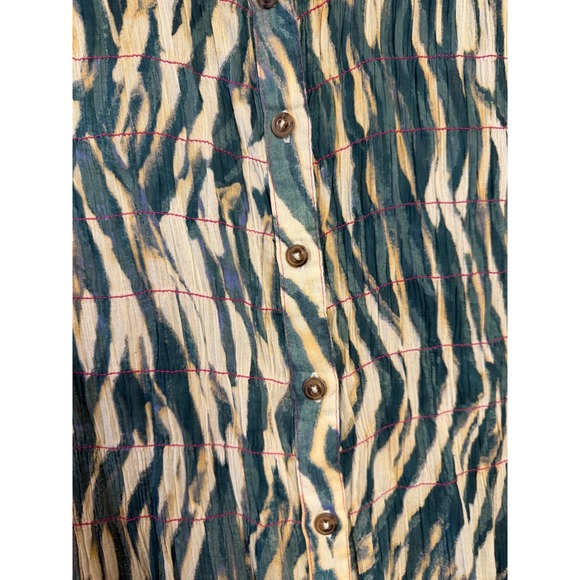Pilcro Anthropologie Smocked Animal Print Cotton Button Down Shirt Teal XS - Picture 4 of 7